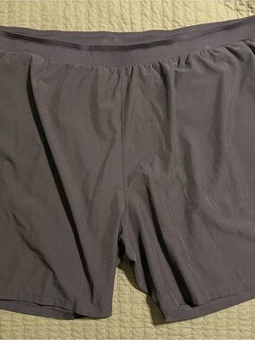Fabletics Men's Black Athletic Gym Shorts